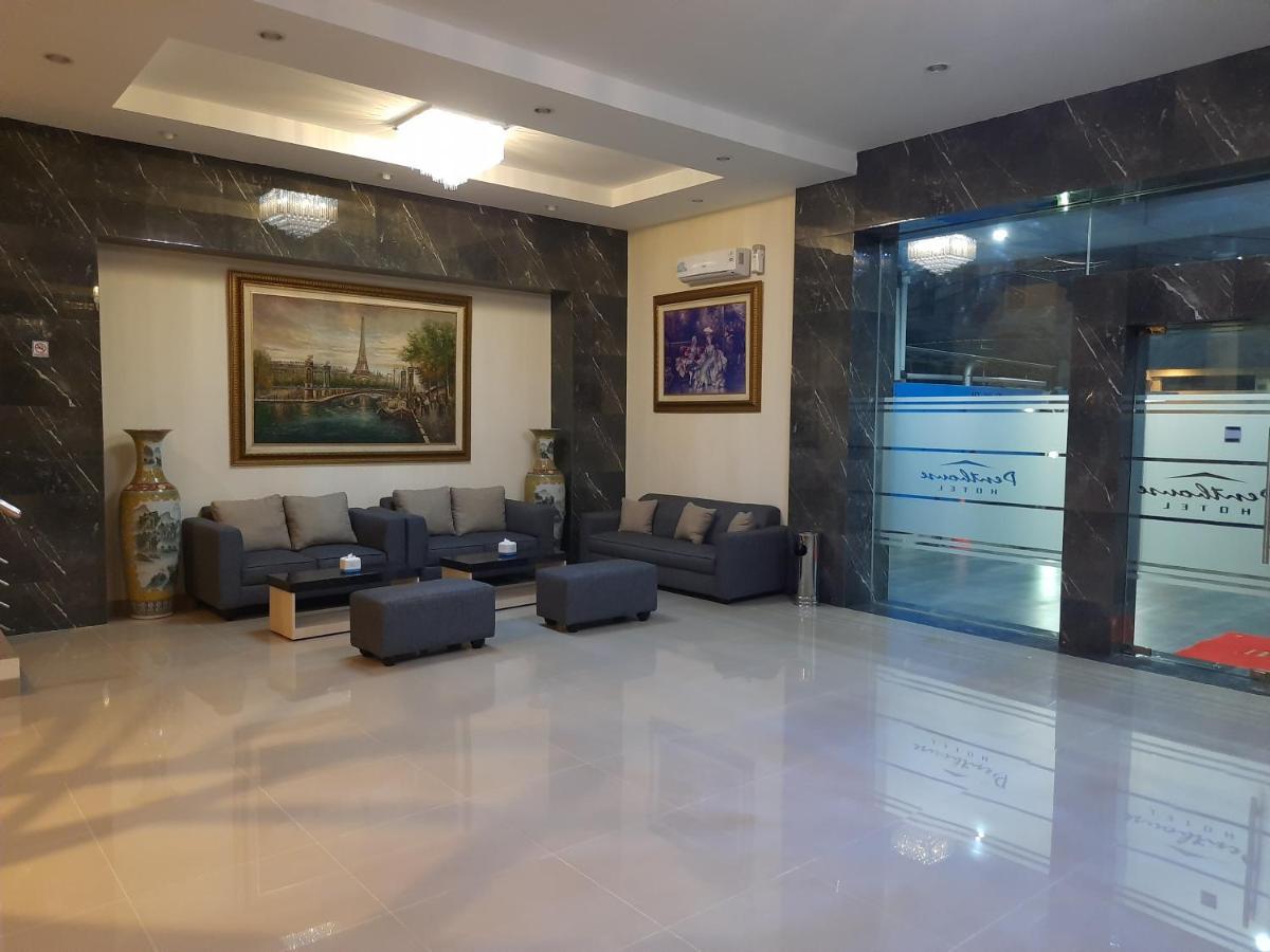 Hotel Ams Penthouse Giacarta Esterno foto